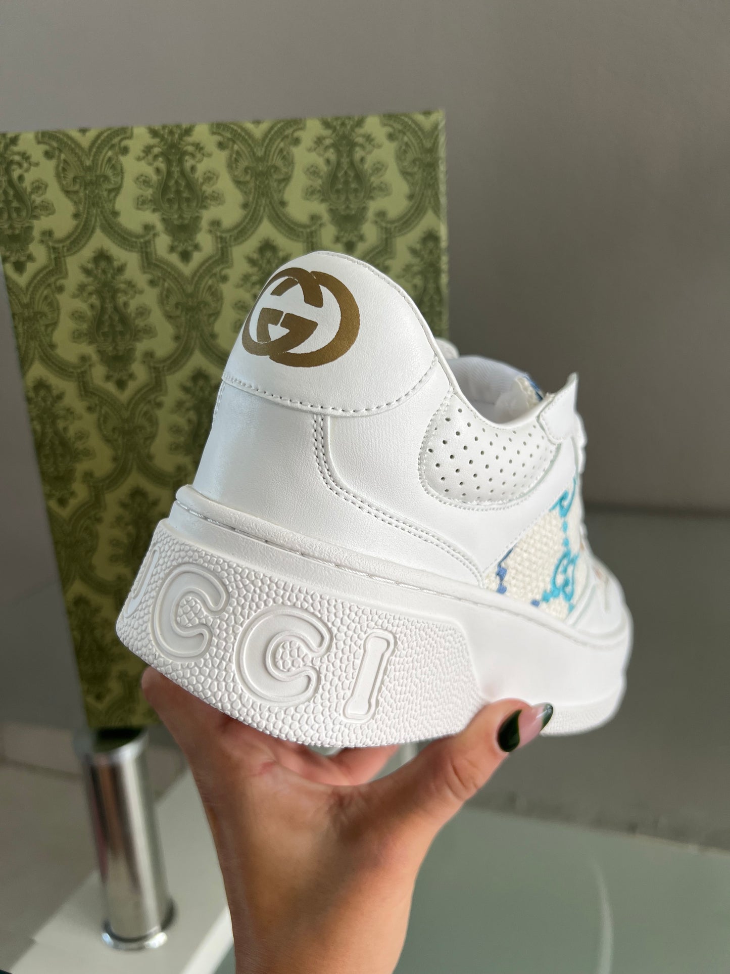 Gg Multicolor