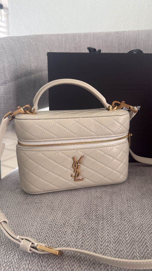 YSL pre-order Bag (costó $260)