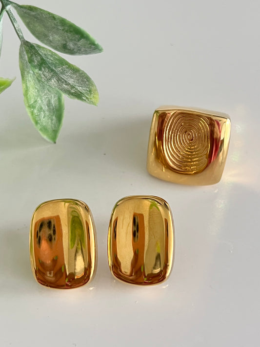 Oval Earrings