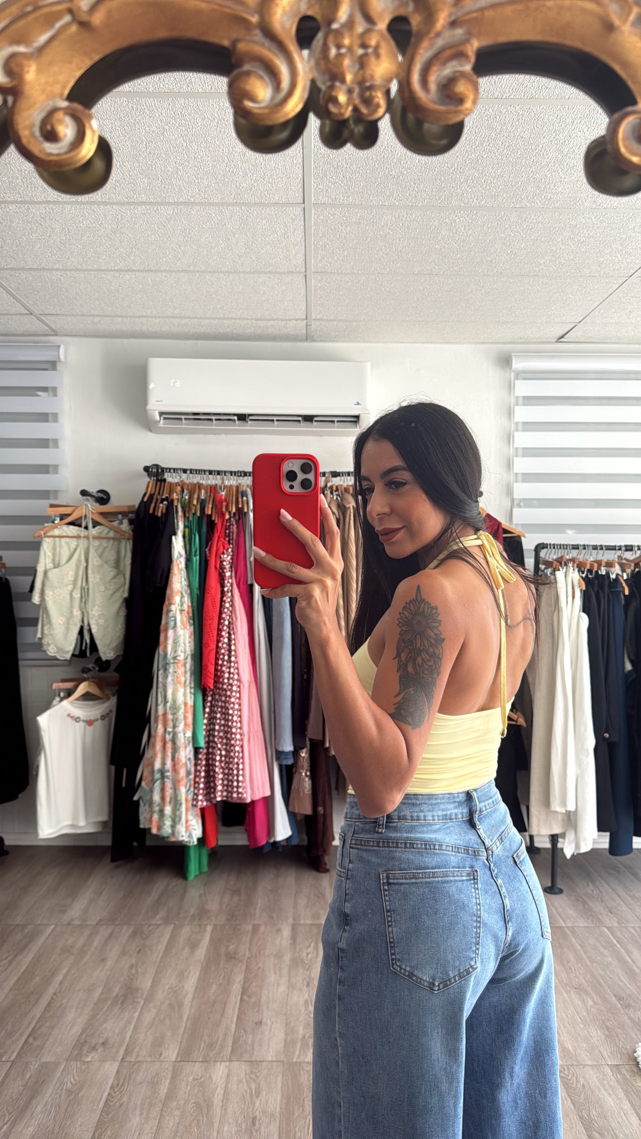 Flower body in pastel Yellow