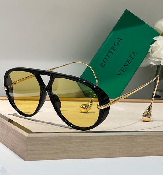 GYD Sunnies (pre order) costo $120
