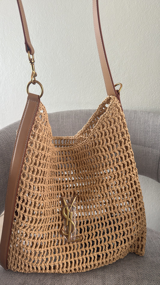YS Rafia Bag costo $250