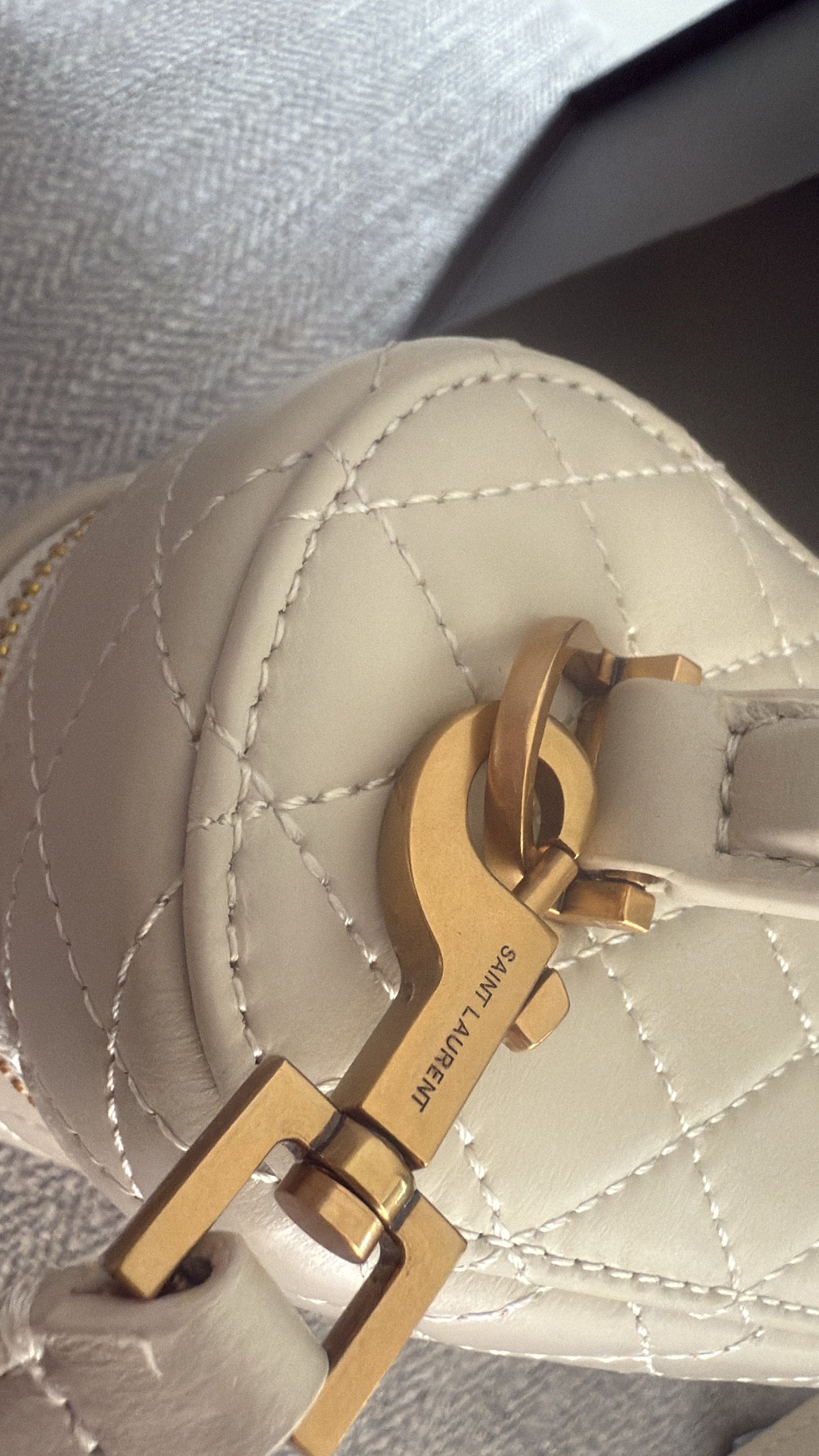 YSL pre-order Bag (costó $260)