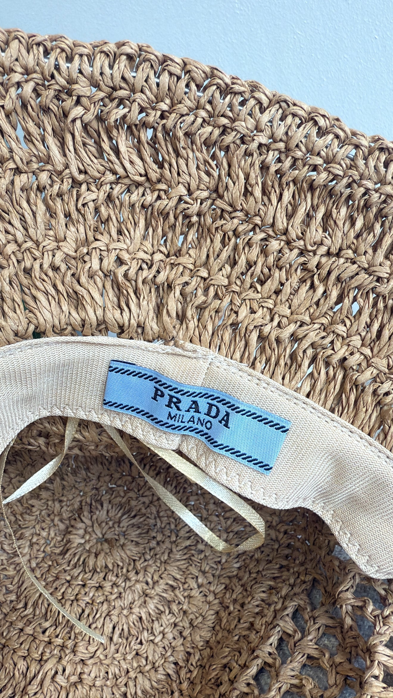 Milano Beach cap (pre-order costó $42 )