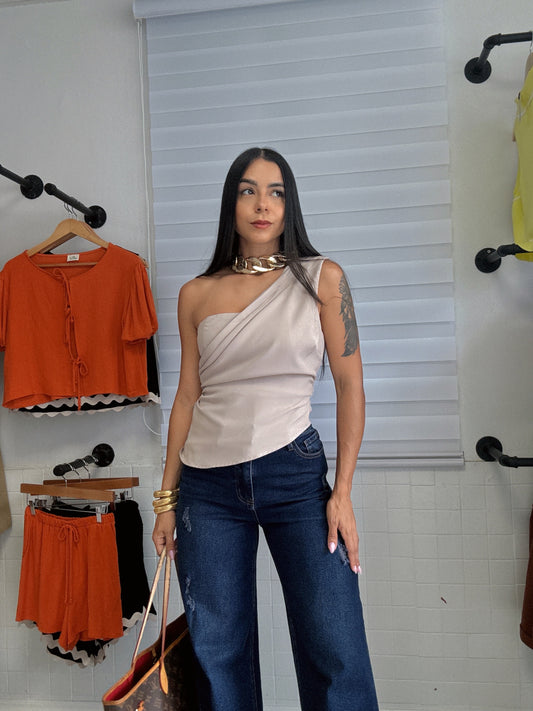 One shoulder strap cami