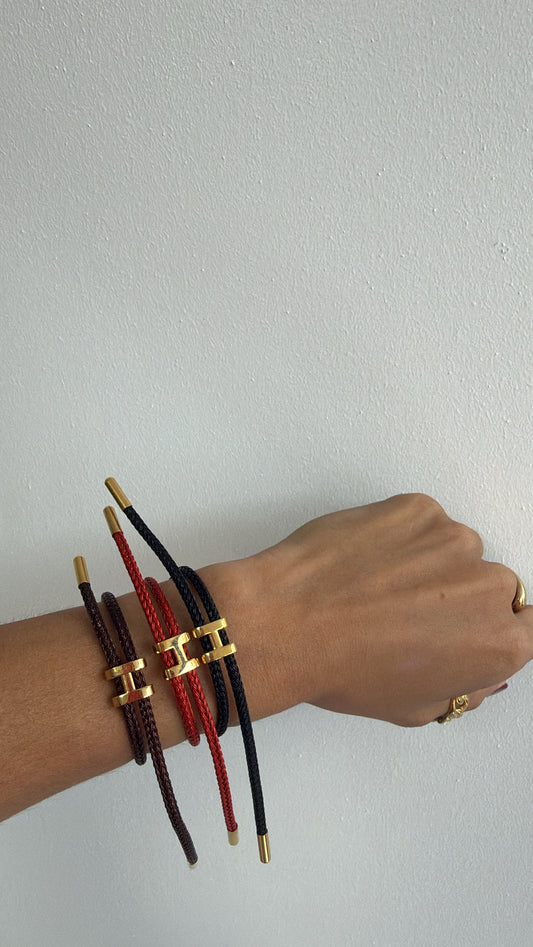 H Adjustable bracelet