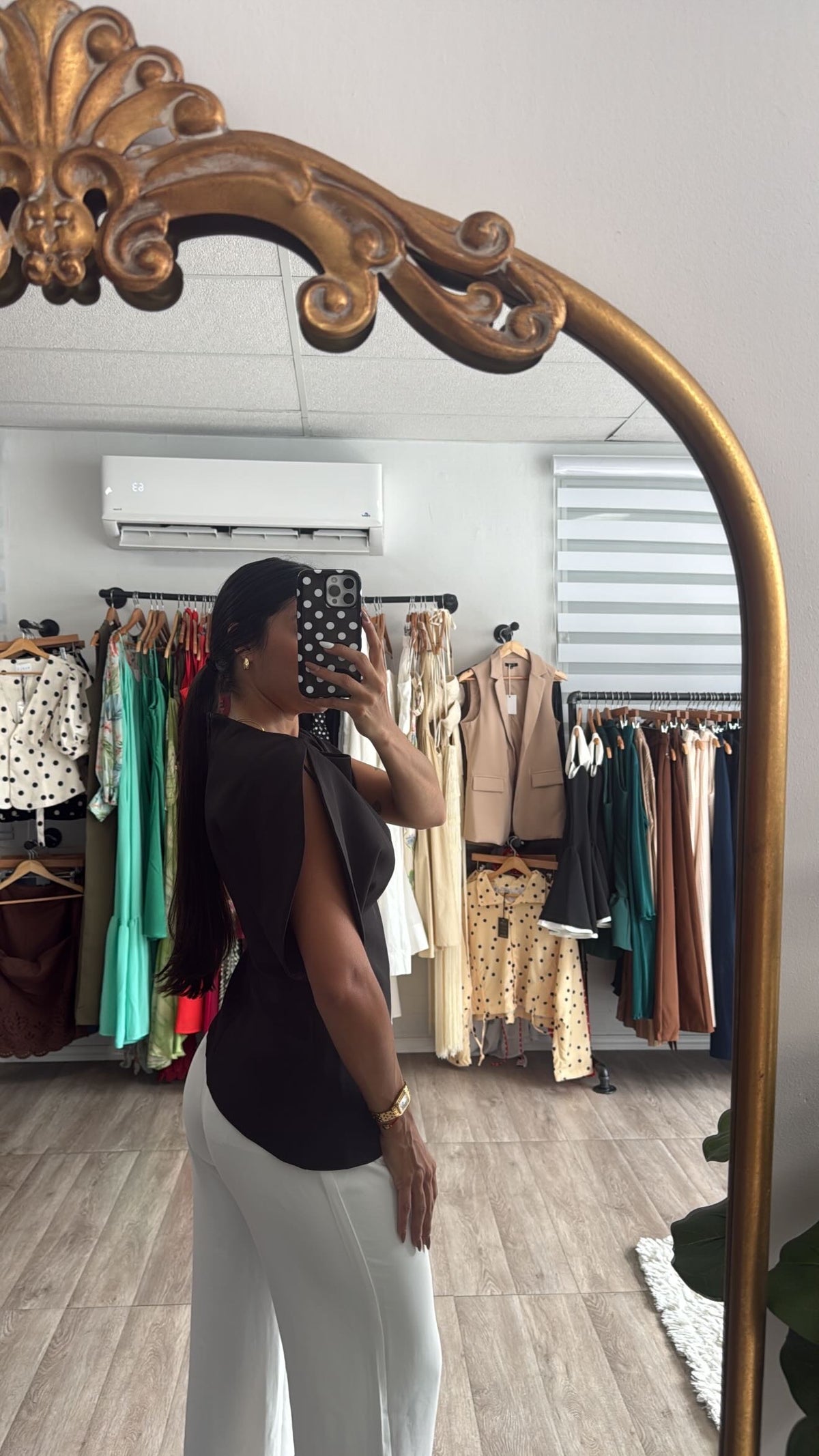 Boat Neck in black