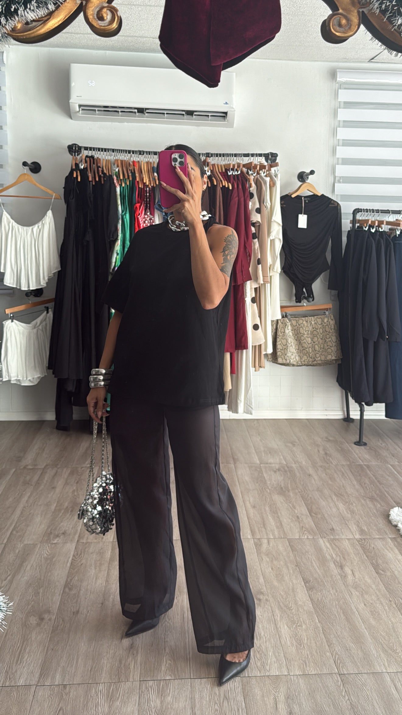 One shoulder oversize tshirt