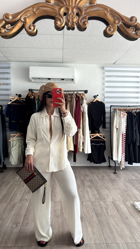 Restock Button Down set in white