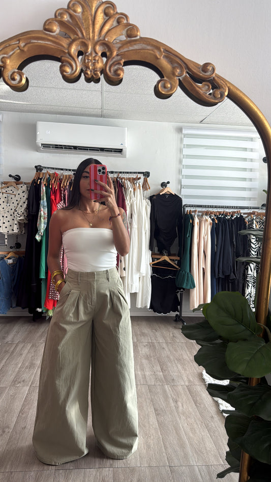 Wide leg pistacho Trousers